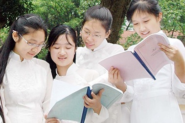 Giúp giáo viên Văn “hút hồn” học sinh bằng khả năng đọc, diễn đạt