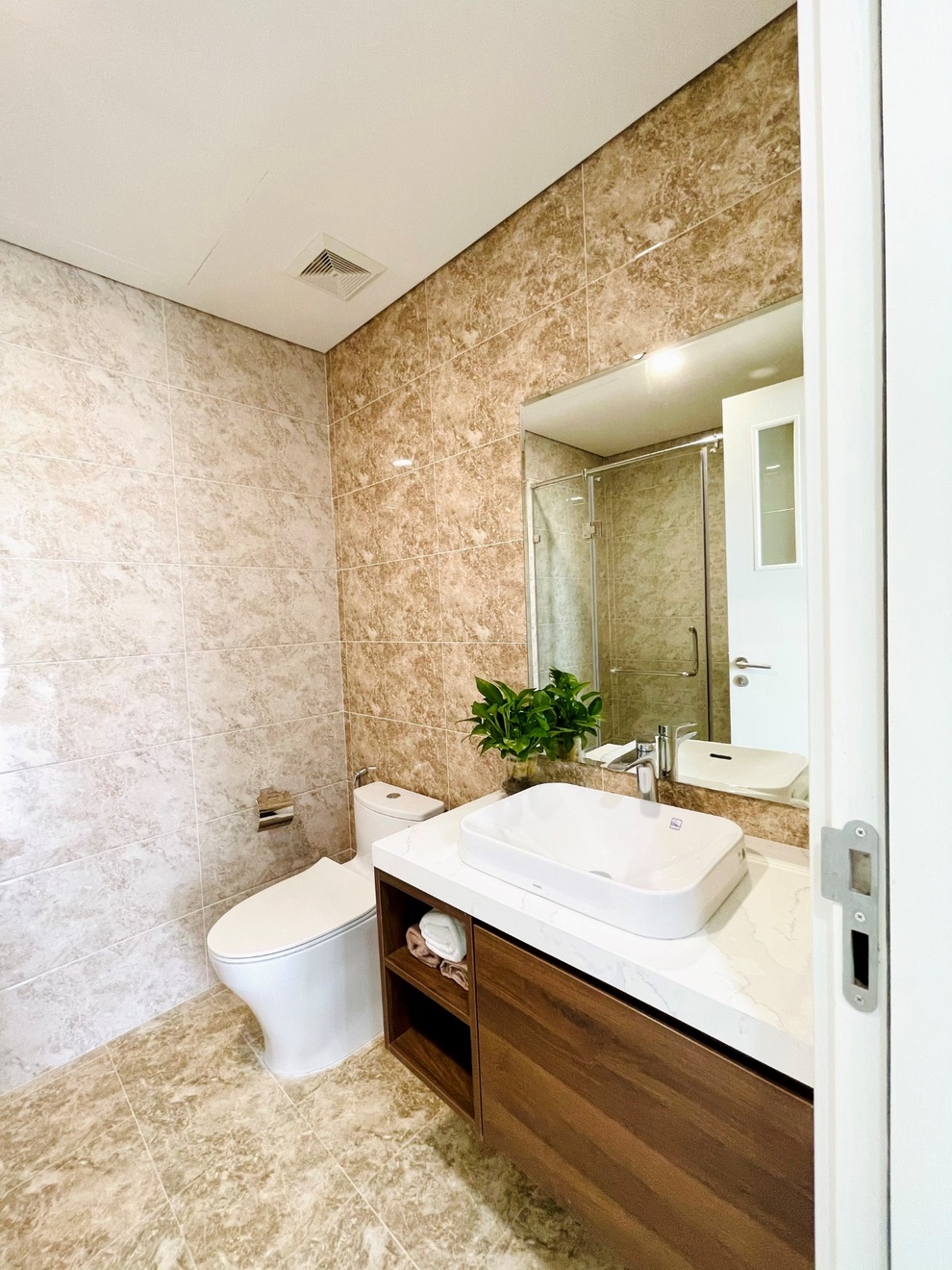 Có gì ở căn hộ Housinco Premium mà khách đến xem đều muốn mua ngay? - 12 Có gì ở căn hộ Housinco Premium mà khách đến xem đều muốn mua ngay? - 12