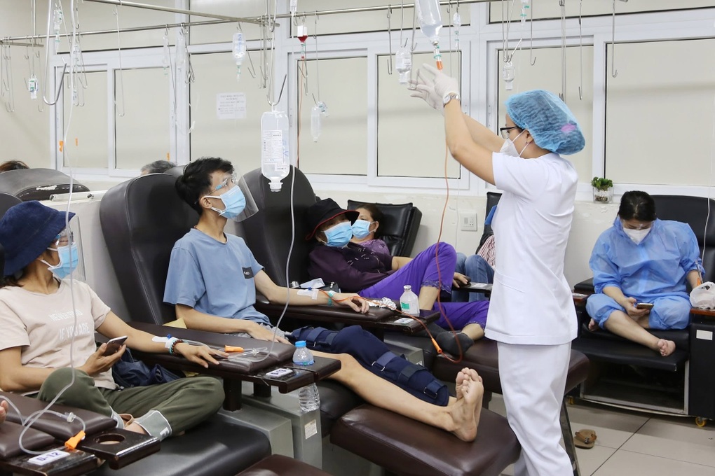 Thực trạng ung thư trẻ em ở Việt Nam: Mỗi năm 3.000 ca mới, dễ bị bỏ quên - 3 Thực trạng ung thư trẻ em ở Việt Nam: Mỗi năm 3.000 ca mới, dễ bị bỏ quên - 3