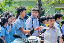 Trường học ở TPHCM bị "tuýt còi" vì thông tin liên quan đến kỳ thi lớp 10