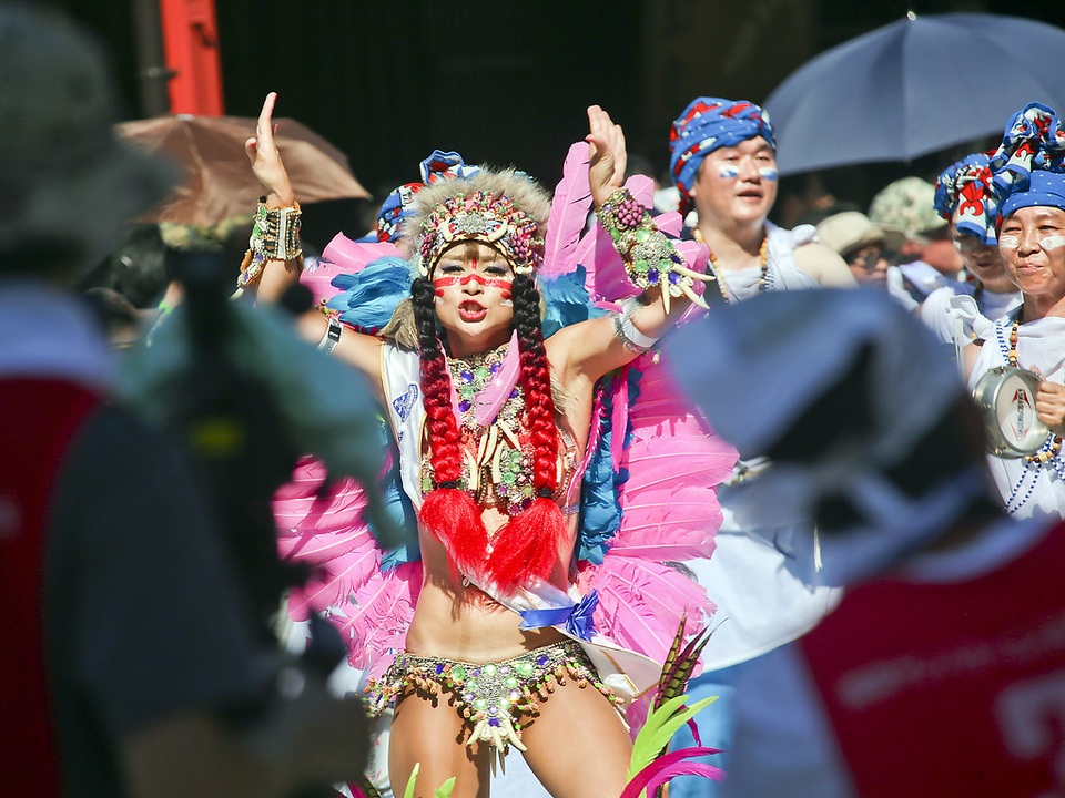 Hòa mình vào vũ điệu samba sôi động trên đường phố Tokyo - 8 Hòa mình vào vũ điệu samba sôi động trên đường phố Tokyo - 8