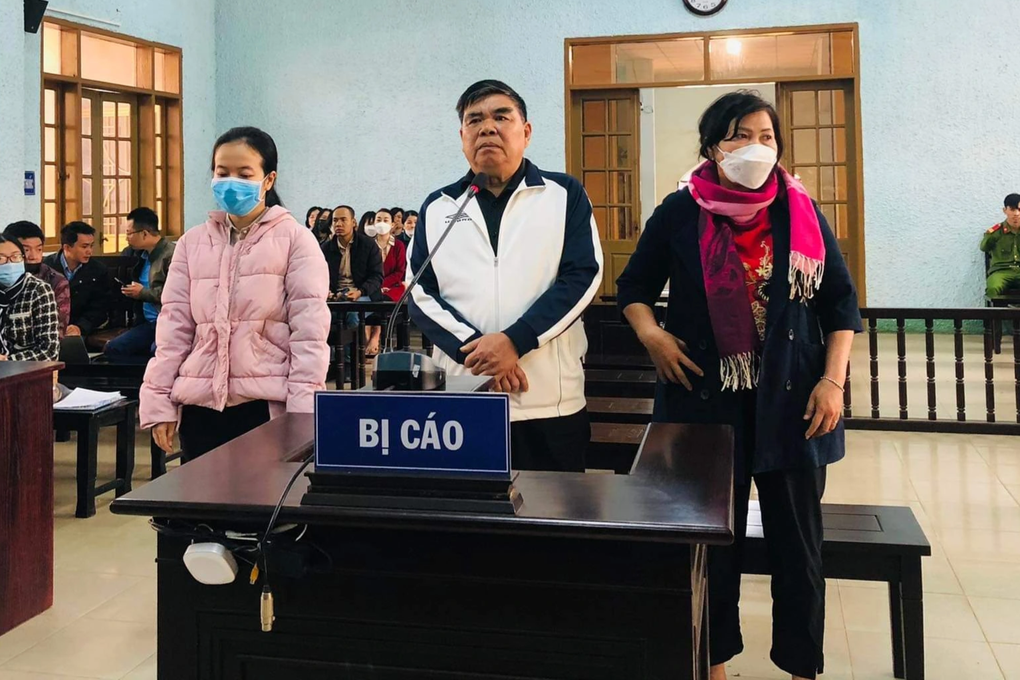 Ba cựu cán bộ Văn phòng Đoàn ĐBQH-HĐND tỉnh Gia Lai hầu tòa - 1 Ba cựu cán bộ Văn phòng Đoàn ĐBQH-HĐND tỉnh Gia Lai hầu tòa - 1