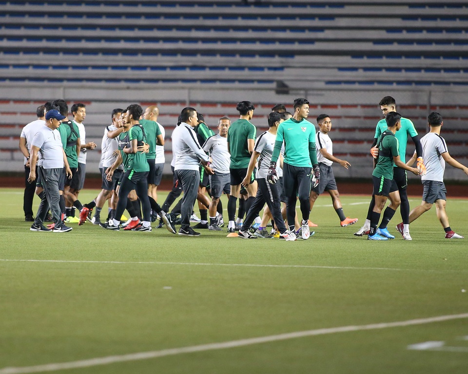 U22 Indonesia cấm cửa phóng viên Việt Nam, hai trụ cột tập riêng - 2 U22 Indonesia cấm cửa phóng viên Việt Nam, hai trụ cột tập riêng - 2