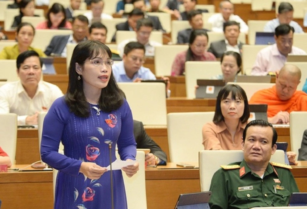 Đại biểu Quốc hội cảnh báo trẻ nghiện” mạng ảo, mê tổng tài - 1 Đại biểu Quốc hội cảnh báo trẻ “nghiện” mạng ảo, mê tổng tài