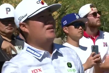 Im Sung-jae hụt cú Hole in One ở khoảng cách 229,5m