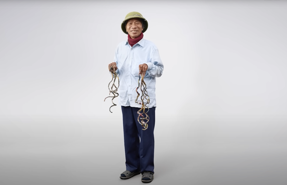 Nhân vật của báo Dân trí nhận kỷ lục thế giới với bộ móng tay dài gần 6m - 4 Nhân vật của báo Dân trí nhận kỷ lục thế giới với bộ móng tay dài gần 6m - 4