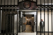 Cất giấu tiền trong những “hộp an toàn” bí mật trong lòng đất, xu hướng mới của những người giàu có