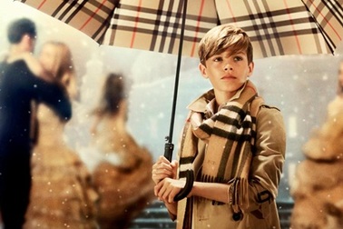 Romeo Beckham trong phim ngắn của “nhà Burberry”