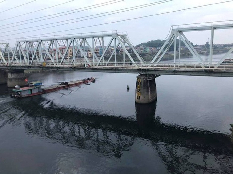 Thủ phạm bức tử sông Cầu chây ỳ, cần tổ chức cưỡng chế quyết liệt! - 5 Thủ phạm bức tử sông Cầu chây ỳ, cần tổ chức cưỡng chế quyết liệt! - 5