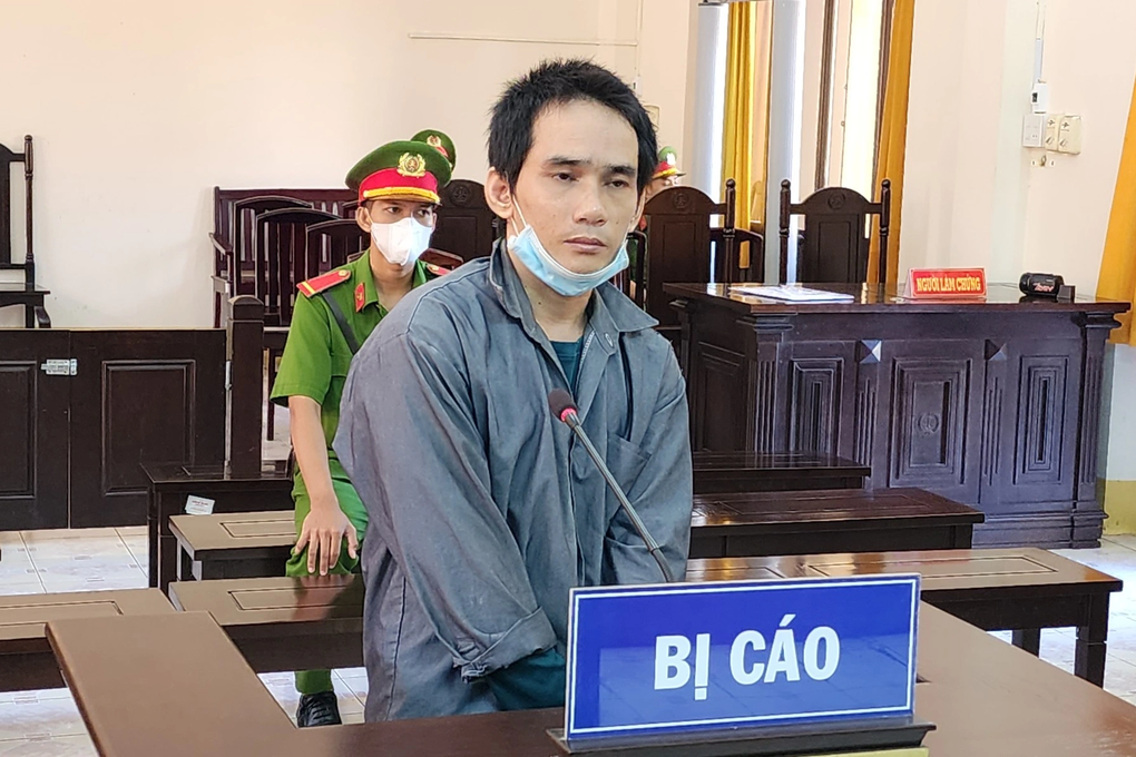 Nam thanh niên ở Phú Quốc chuyên trộm cano - 1 Nam thanh niên ở Phú Quốc chuyên trộm cano - 1