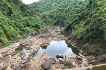 Vụ 4 nữ sinh chết đuối ở Hòa Bình: Khu vực nguy hiểm, có biển cảnh báo