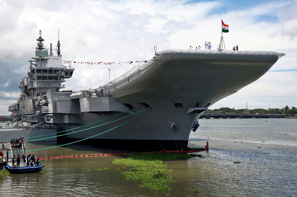 Ấn Độ đưa vào biên chế tàu sân bay nội địa đầu tiên - 1 Ấn Độ đưa vào biên chế tàu sân bay nội địa đầu tiên - 1