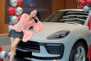 Ca nương Kiều Anh chi chục tỷ mua 2 xe Porsche trong 1 năm vì một lý do