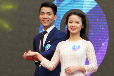 Lộ diện cặp đôi đại sứ trường THPT chuyên ĐH Sư phạm