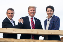 Ông Trump đăng loạt ảnh bác tin đồn bất hòa với G7