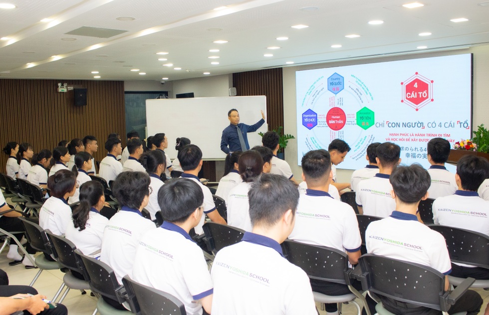 Đi nước ngoài làm việc chỉ để kiếm tiền là sai lầm? - 2 Đi nước ngoài làm việc chỉ để kiếm tiền là sai lầm? - 2