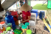 Bán nghìn cốc nước ngày nóng, chủ quán ở Hà Nội kiếm 50 triệu đồng/tháng