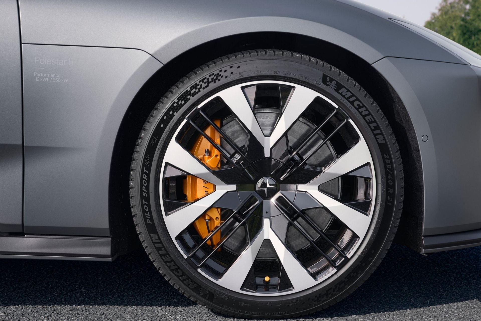 Xe điện Polestar 5 không có kính hậu, mạnh 872 mã lực, đấu Porsche Taycan - 8 Xe điện Polestar 5 không có kính hậu, mạnh 872 mã lực, đấu Porsche Taycan - 8