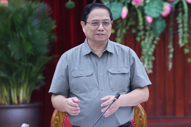 Thủ tướng yêu cầu giải trình việc thi công cao tốc làm hỏng đường dân sinh