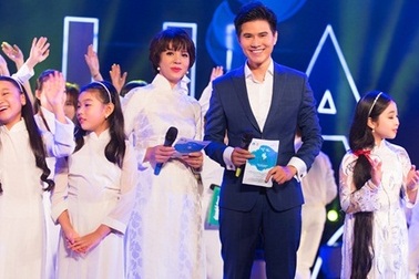 MC Diễm Quỳnh cùng Vũ Mạnh Cường kể “Câu chuyện hòa bình”