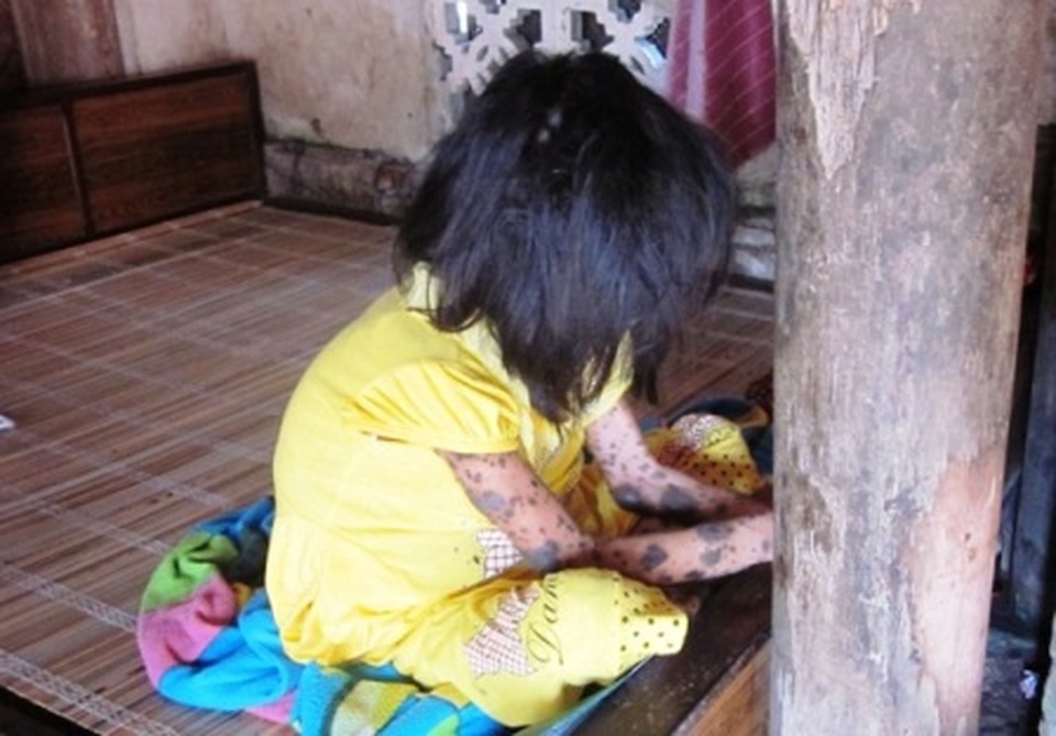 Gặp lại bé gái mơ một ngày được làm thiếu nữ - 2 Gặp lại bé gái mơ một ngày được làm thiếu nữ - 2