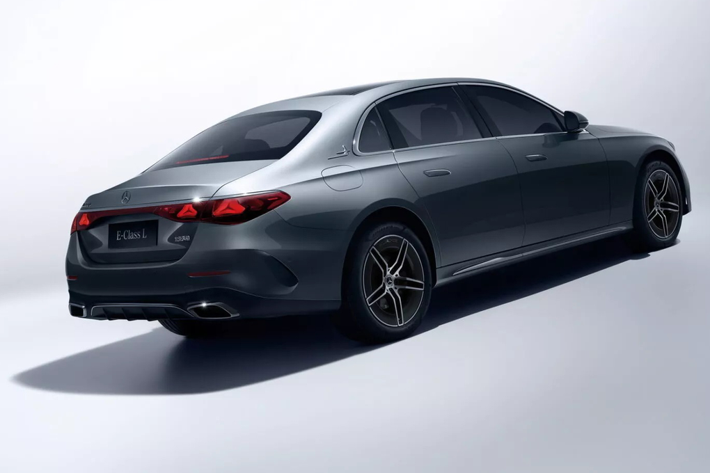 Mercedes-Benz E-Class 2024 có bản trục cơ sở dài, chiều lòng các ông chủ - 3 Mercedes-Benz E-Class 2024 có bản trục cơ sở dài, chiều lòng các ông chủ - 3