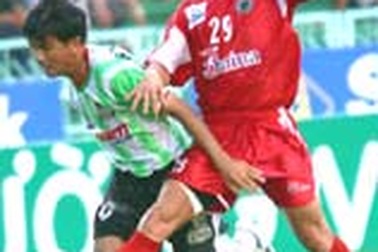 Nam Định “bật bãi”, Đà Nẵng tái chiếm ngôi đầu