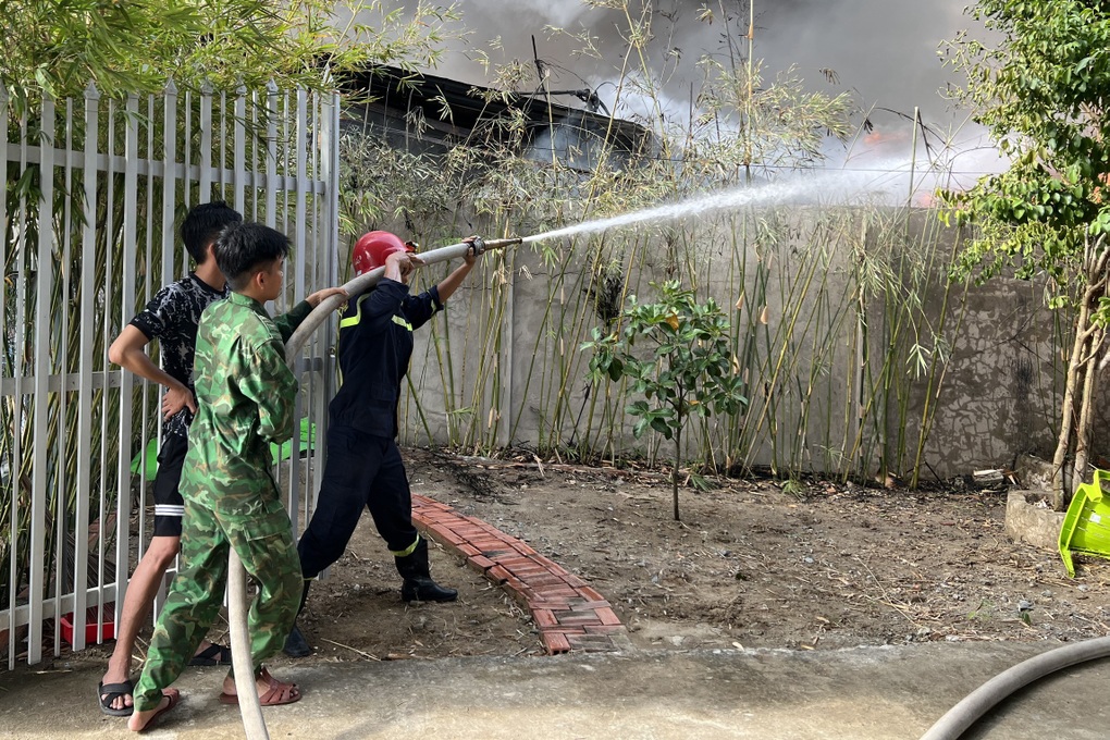 TPHCM khuyến cáo phòng chống cháy nổ dịp Tết Nguyên đán - 1 TPHCM khuyến cáo phòng chống cháy nổ dịp Tết Nguyên đán - 1