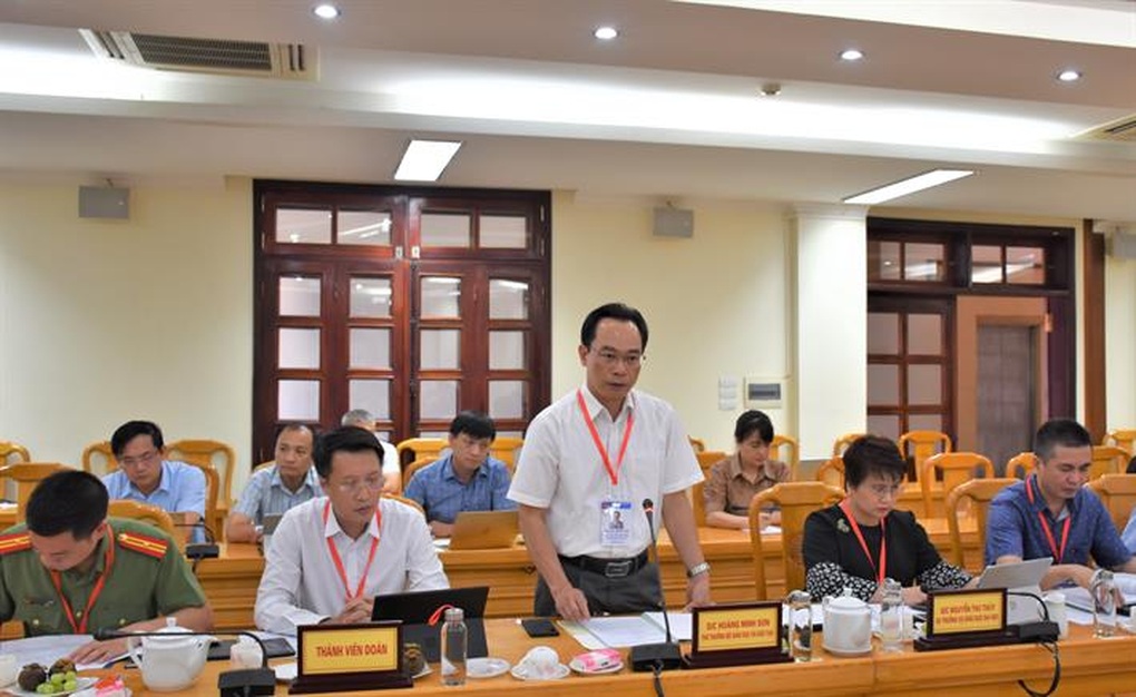 Thi tốt nghiệp THPT 2022: Không gây áp lực cho thí sinh và giám thị - 3 Thi tốt nghiệp THPT 2022: Không gây áp lực cho thí sinh và giám thị - 3