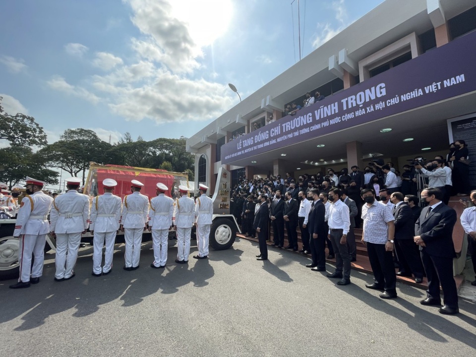 Lễ truy điệu và an táng nguyên Phó Thủ tướng Trương Vĩnh Trọng - 6 Lễ truy điệu và an táng nguyên Phó Thủ tướng Trương Vĩnh Trọng - 6