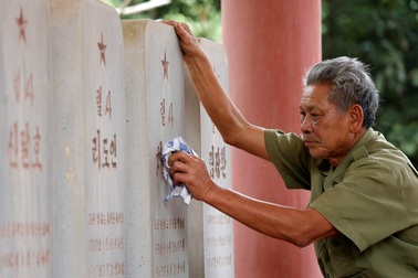 Báo Anh viết về quan hệ hữu nghị Việt - Triều