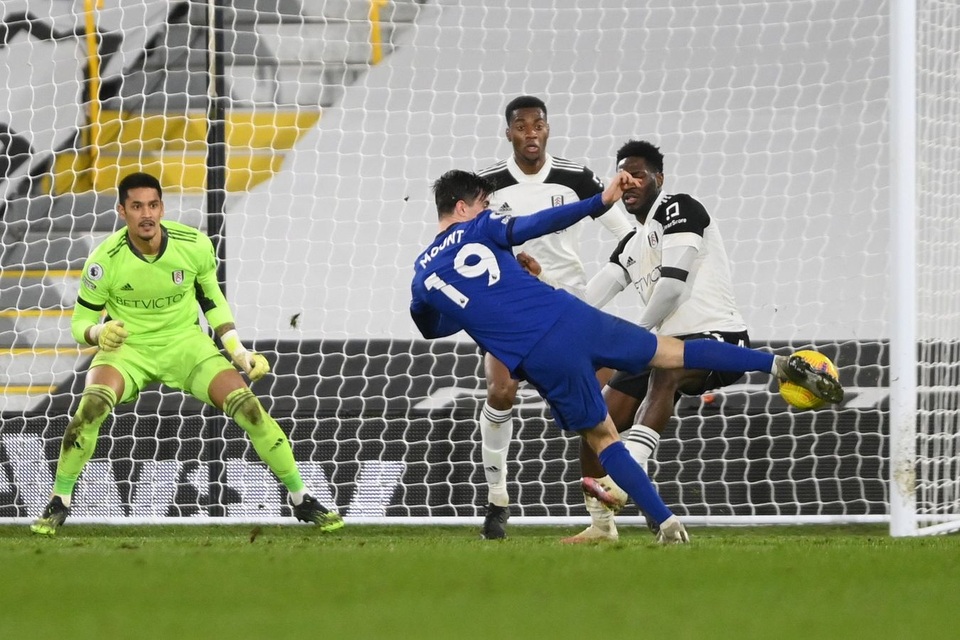 Chelsea vất vả thắng 10 người của Fulham - 3 Chelsea vất vả thắng 10 người của Fulham - 3