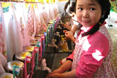 Trường mầm non “căng mình” phòng dịch tay - chân -miệng