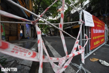 Hà Nội: Nam shipper giao đồ ăn dương tính SARS-CoV-2