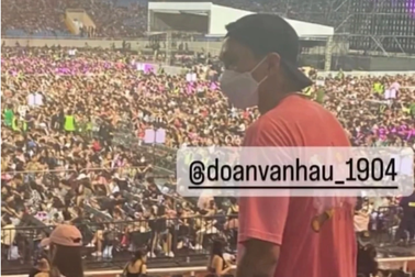 Đoàn Văn Hậu đưa Doãn Hải My đi xem đêm diễn thứ 2 của Blackpink
