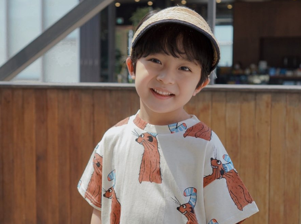 Nhóc tì bị chuyển giới thành con gái Kim Tae Hee thay đổi sau 3 năm - 3 Nhóc tì bị chuyển giới thành con gái Kim Tae Hee thay đổi sau 3 năm - 3