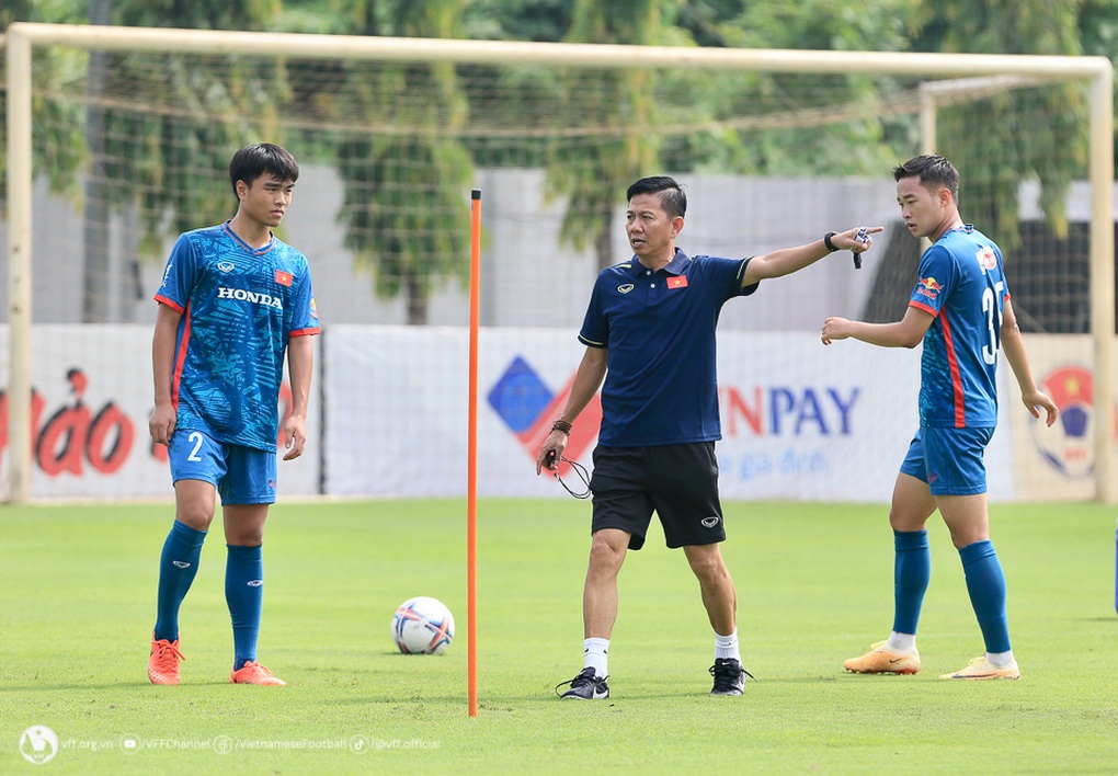 Cầu thủ U23 Việt Nam nói điều bất ngờ về HLV Hoàng Anh Tuấn - 3 Cầu thủ U23 Việt Nam nói điều bất ngờ về HLV Hoàng Anh Tuấn - 3