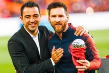 Phản ứng của Messi ra sao khi Barcelona "trảm" HLV Koeman?