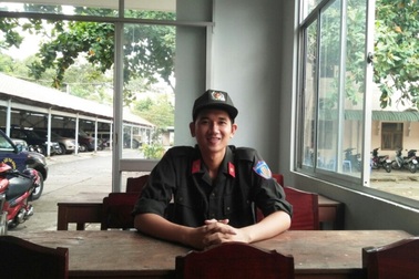 Rời ghế nhà trường 3 năm, anh lính cơ động vẫn đạt điểm 10 môn Sử