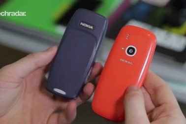 So sánh 3310 phiên bản 2017 và phiên bản đầu tiên ra mắt năm 2000