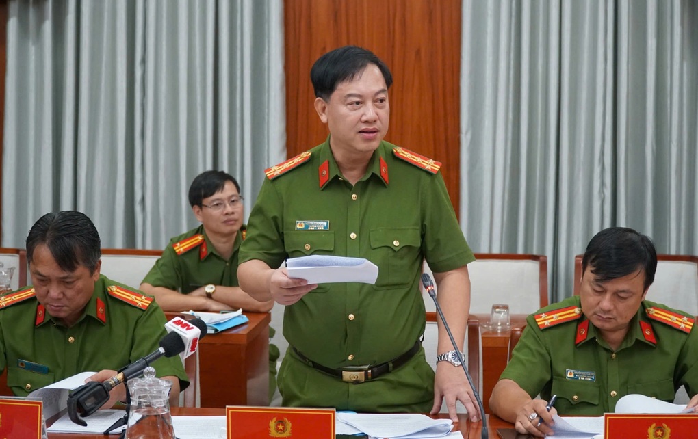 Công an TPHCM nói về tính khả thi của trực thăng chữa cháy nhà cao tầng - 1 Công an TPHCM nói về tính khả thi của trực thăng chữa cháy nhà cao tầng - 1