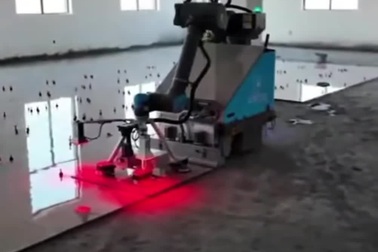 Robot lát gạch tự động tại Trung Quốc