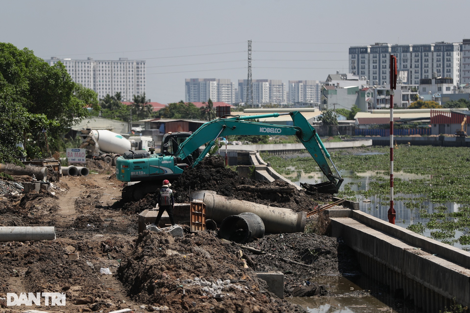 Dòng kênh dài nhất TPHCM hồi sinh sau 2 năm cải tạo - 6 Dòng kênh dài nhất TPHCM hồi sinh sau 2 năm cải tạo - 6