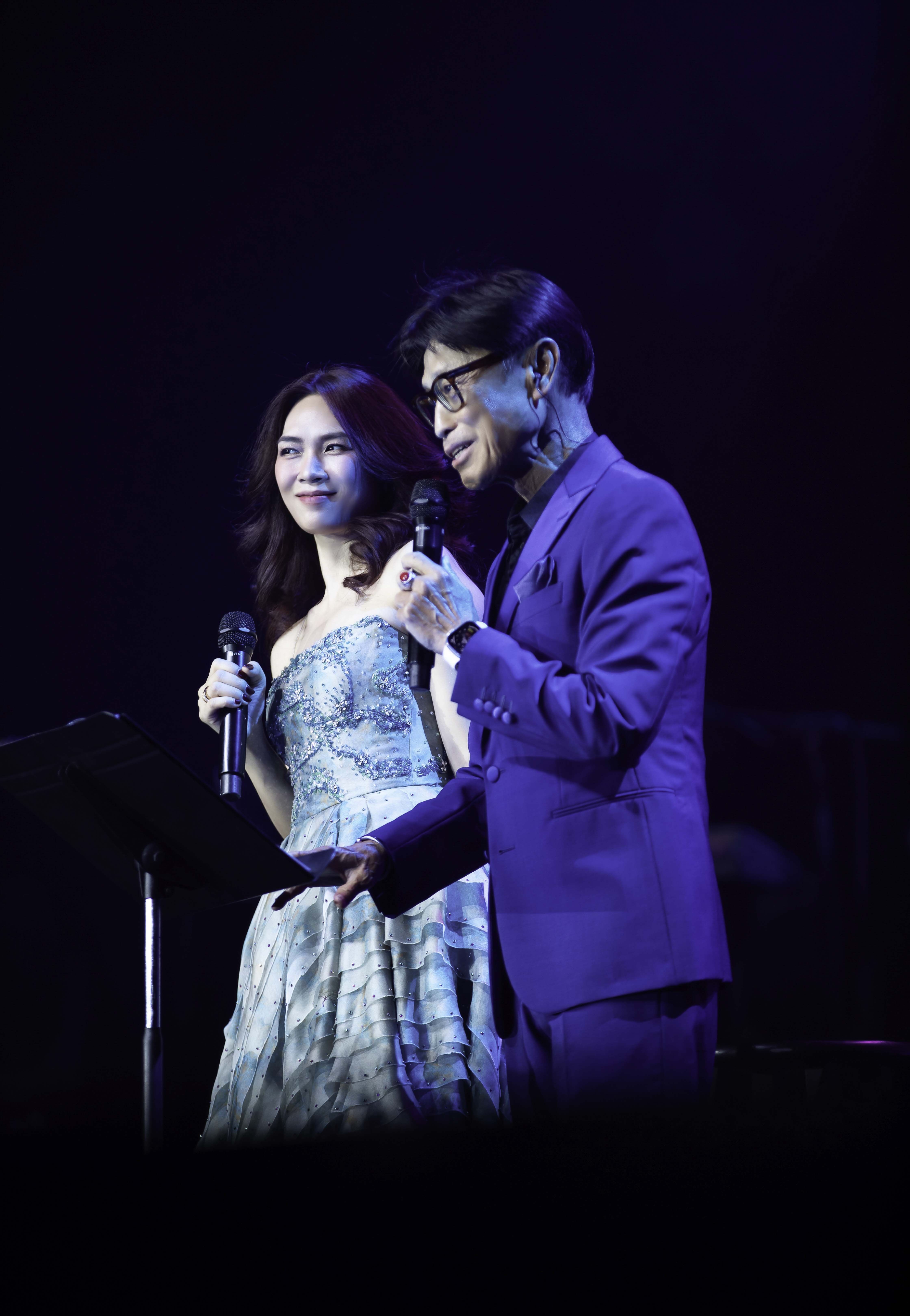 My Tam e o famoso cantor Tuan Ngoc brilham na noite musical My Soul nos EUA - 2 Mỹ Tâm cùng danh ca Tuấn Ngọc thăng hoa trong đêm nhạc My Soul tại Mỹ - 2