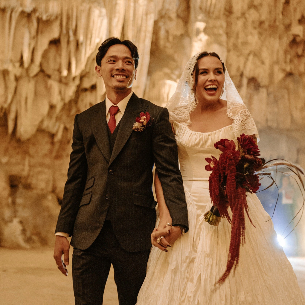 Độc đáo lễ cưới tổ chức trong hang động ở Quảng Ninh - 2