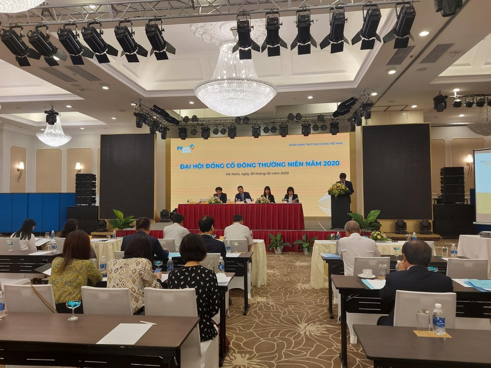 ĐHĐCĐ PVcomBank: Hạn chế cho vay các lĩnh vực tiềm ẩn nhiều rủi ro - 1 ĐHĐCĐ PVcomBank: Hạn chế cho vay các lĩnh vực tiềm ẩn nhiều rủi ro - 1