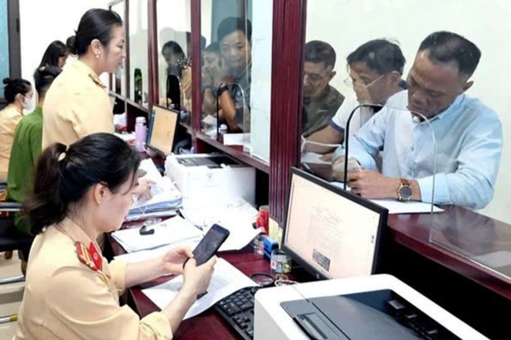 Công an Thanh Hóa tiếp dân ngoài giờ hành chính, cả ngày thứ bảy - 1 Công an Thanh Hóa tiếp dân ngoài giờ hành chính, cả ngày thứ bảy - 1