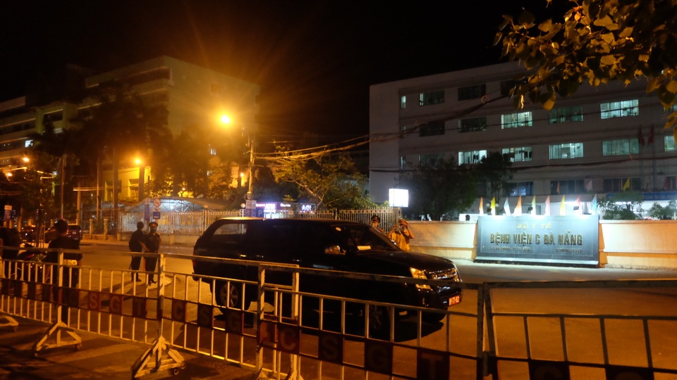 Cận cảnh Đà Nẵng phong tỏa 3 vùng tâm dịch - 4 Cận cảnh Đà Nẵng phong tỏa 3 vùng tâm dịch - 4