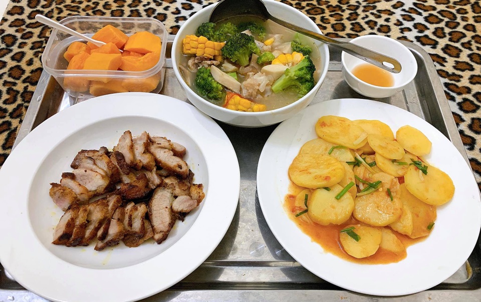 Chị em phát sốt trước mâm cơm ở cữ của anh chồng 9x nấu cho vợ - 3 Chị em phát sốt trước mâm cơm ở cữ của anh chồng 9x nấu cho vợ - 3