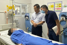 Khoảnh khắc thập tử nhất sinh của gia đình 4 người thoát chết trong vụ cháy